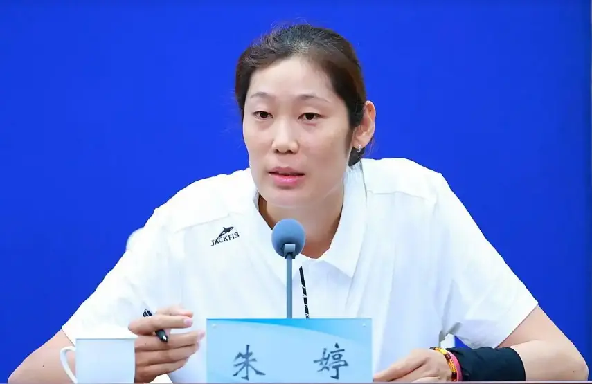 年东京奥运, 女排出战世, 也让年轻球
