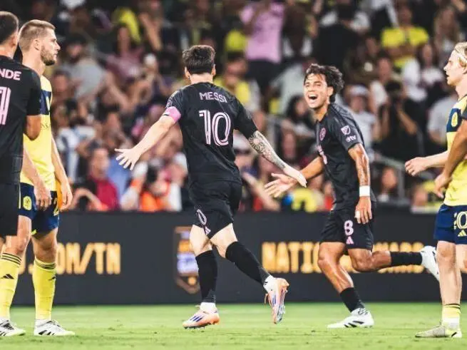 阿尔巴在前, 迈阿密国际