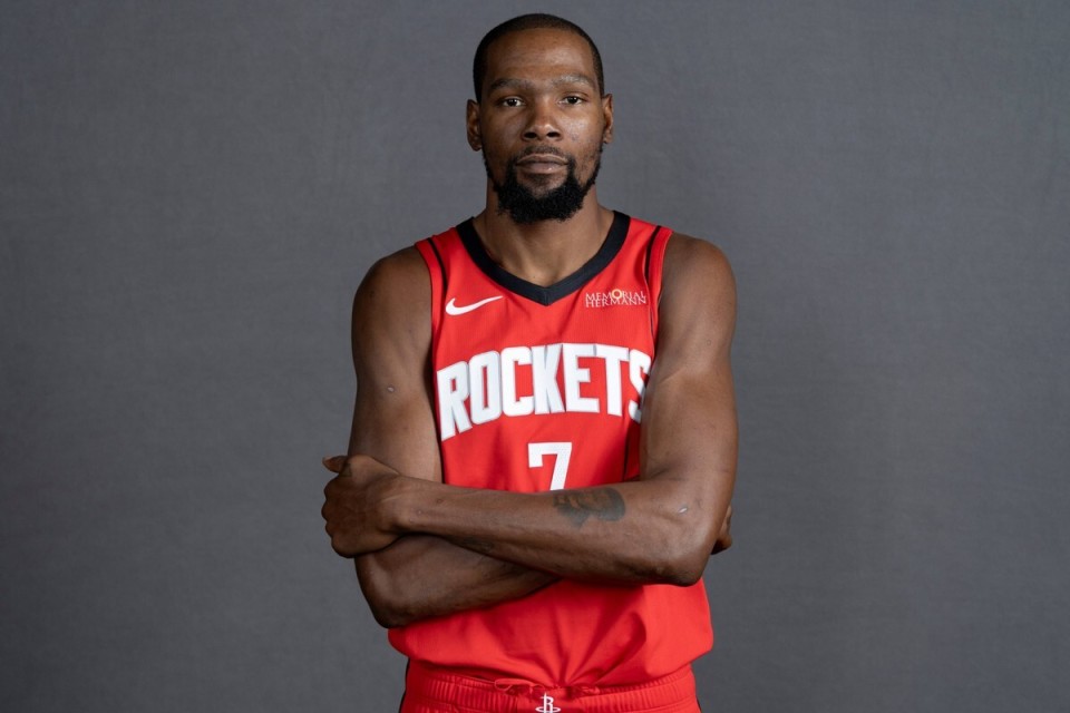 偶有闪光时, 的这批年轻, PyEKq